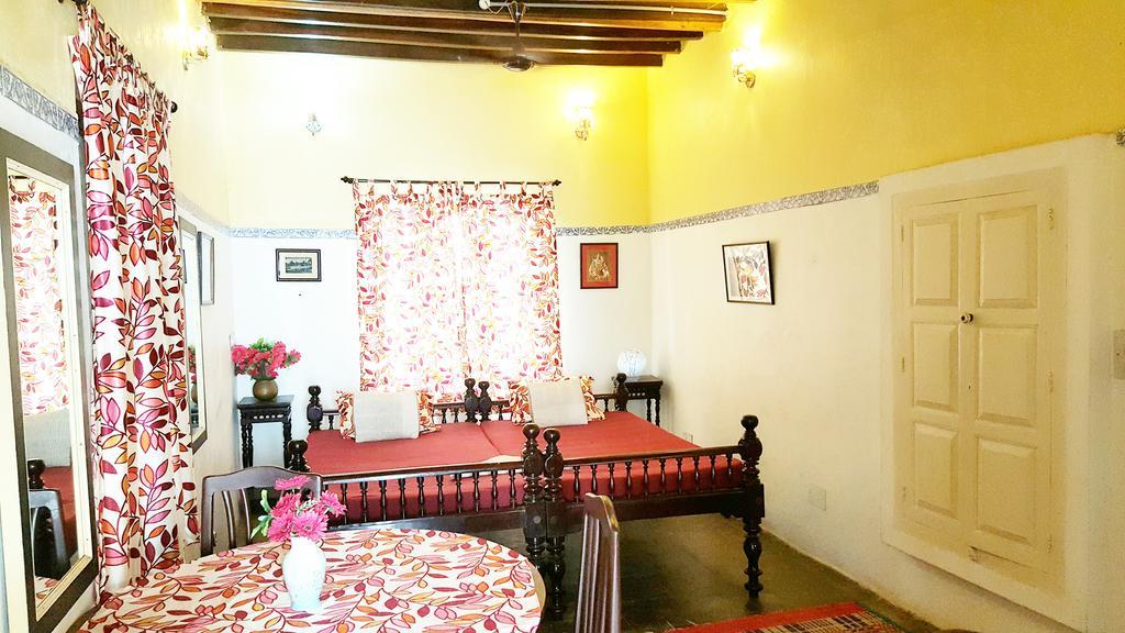 A La Villa Creole ポンディシェリ エクステリア 写真